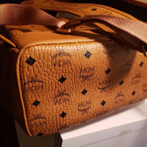 MCM Classic Stark Backpack Tan Monogram - Picture 4 of 10